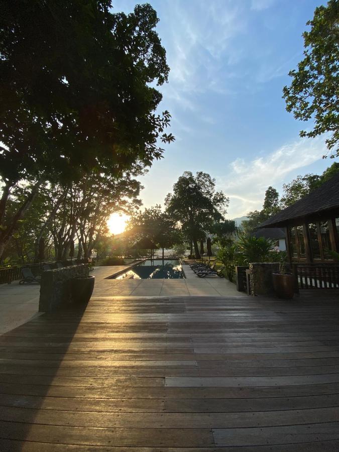 Saujana Private Villas Телук Датай Екстериор снимка